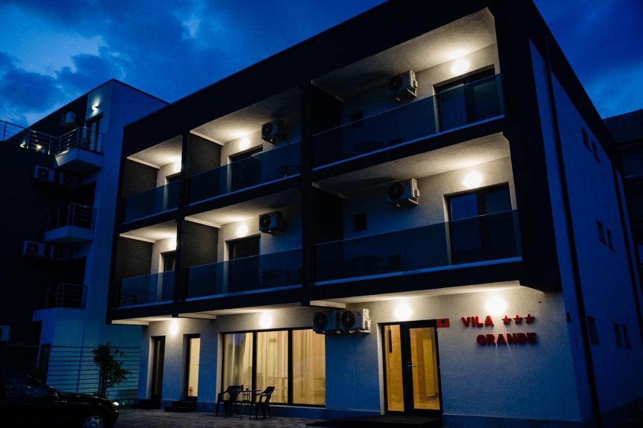 Vila Grande Mamaia Nord Năvodari Extérieur photo